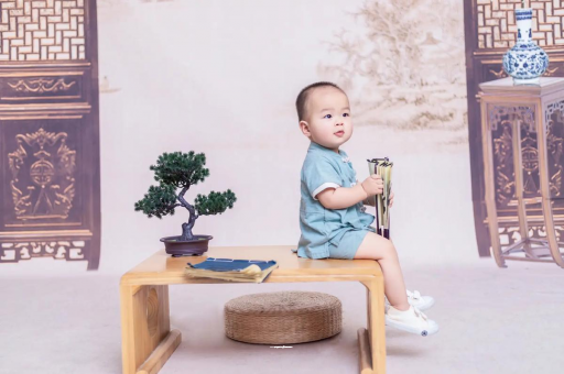 防城港宝宝吃迷糊奶如何纠正